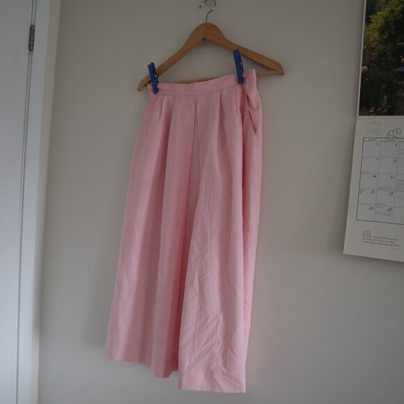 Vintage striped pleated midi skirt, pink, S - seersucker skirt with pockets 50s - Picture 2 of 7